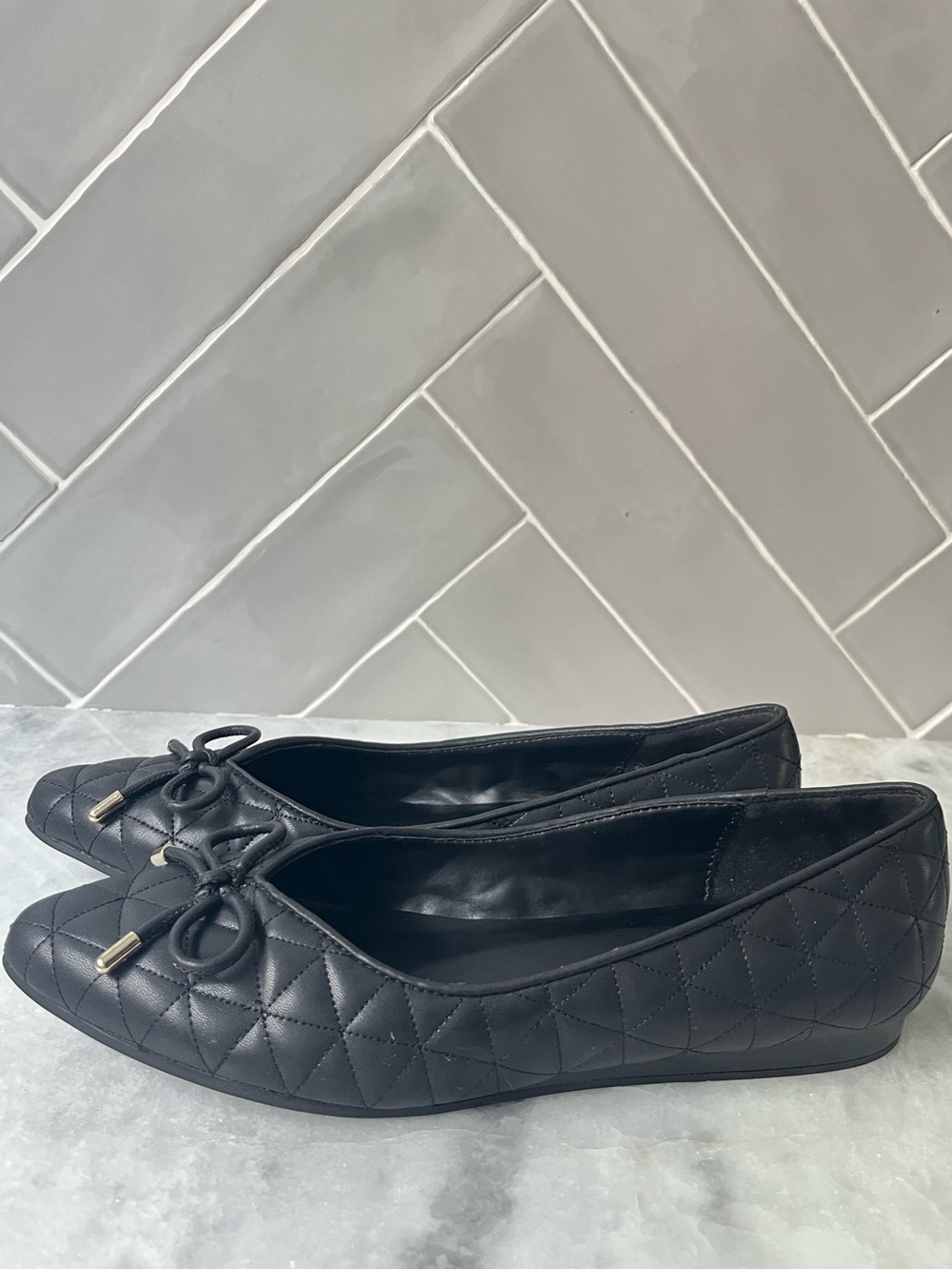 Reaction Kenneth Cole Black Quilted Bow Ballet Flats
